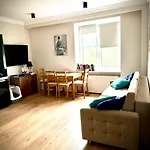 43m2 Saski- Blisko Starowki I Dworca Centralnego- Elektoralna 19a Apartmán