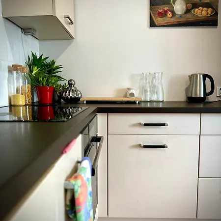 43m2 Saski- Blisko Starówki I Dworca Centralnego- Elektoralna 19a