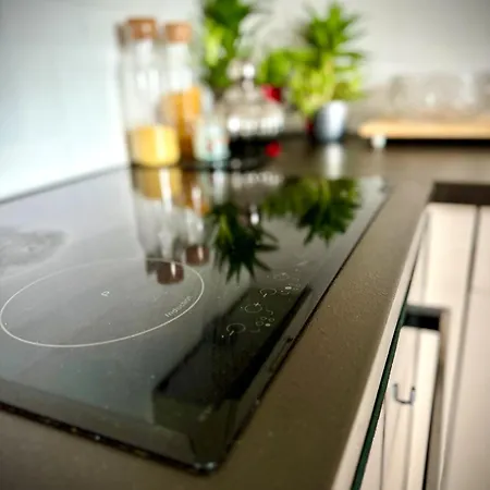 Appartement 43m2 Saski- Blisko Starowki I Dworca Centralnego- Elektoralna 19a *