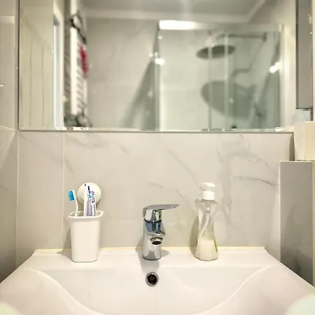 43m2 Saski- Blisko Starówki I Dworca Centralnego- Elektoralna 19a Apartament Warszawa