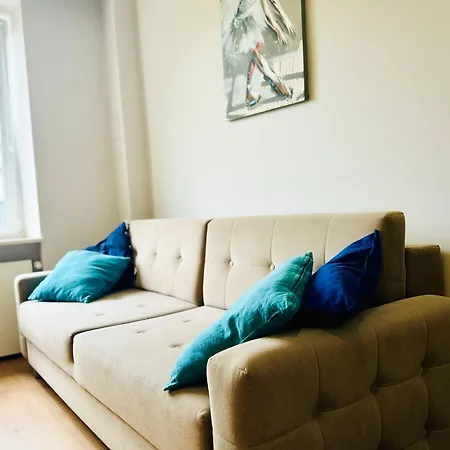 43m2 Saski- Blisko Starówki I Dworca Centralnego- Elektoralna 19a Apartament *