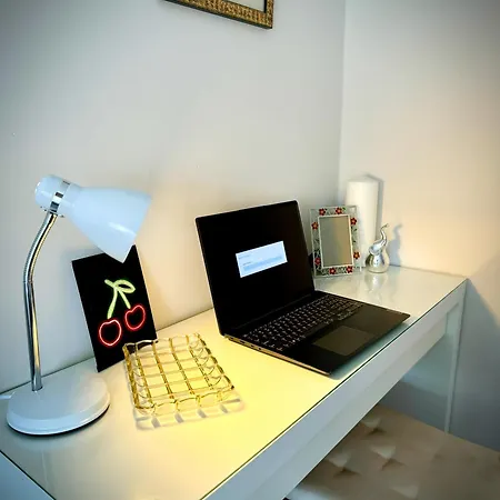 43m2 Saski- Blisko Starówki I Dworca Centralnego- Elektoralna 19a *