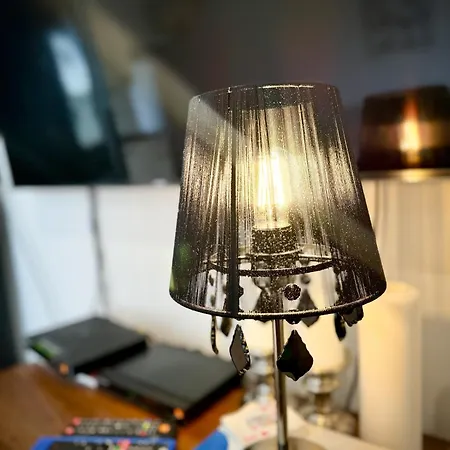 43m2 Saski- Blisko Starowki I Dworca Centralnego- Elektoralna 19a