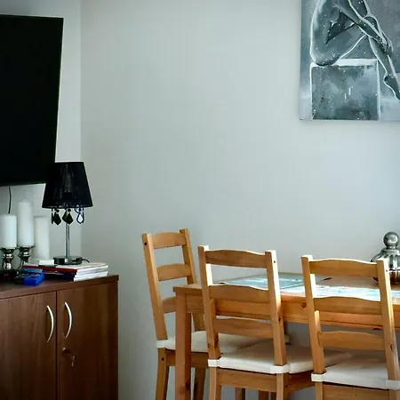 43m2 Saski- Blisko Starowki I Dworca Centralnego- Elektoralna 19a Warsaw