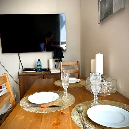 43m2 Saski- Blisko Starówki I Dworca Centralnego- Elektoralna 19a * Warszawa