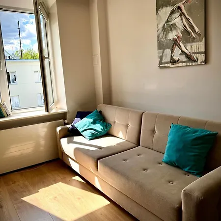 Apartamento 43m2 Saski- Blisko Starówki I Dworca Centralnego- Elektoralna 19a *