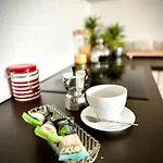 43m2 Saski- Blisko Starowki I Dworca Centralnego- Elektoralna 19a Apartman