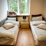 Apartman 43m2 Saski- Blisko Starowki I Dworca Centralnego- Elektoralna 19a *